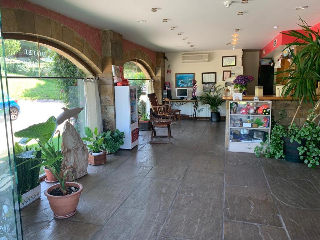 Hotel Marfrei Hinojedo Екстер'єр фото