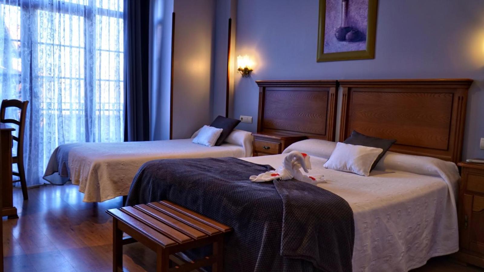 Hotel Marfrei Hinojedo Екстер'єр фото