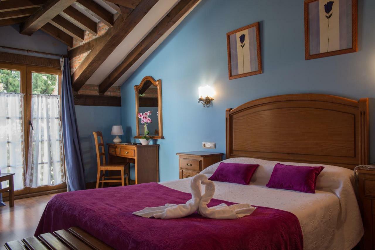 Hotel Marfrei Hinojedo Екстер'єр фото